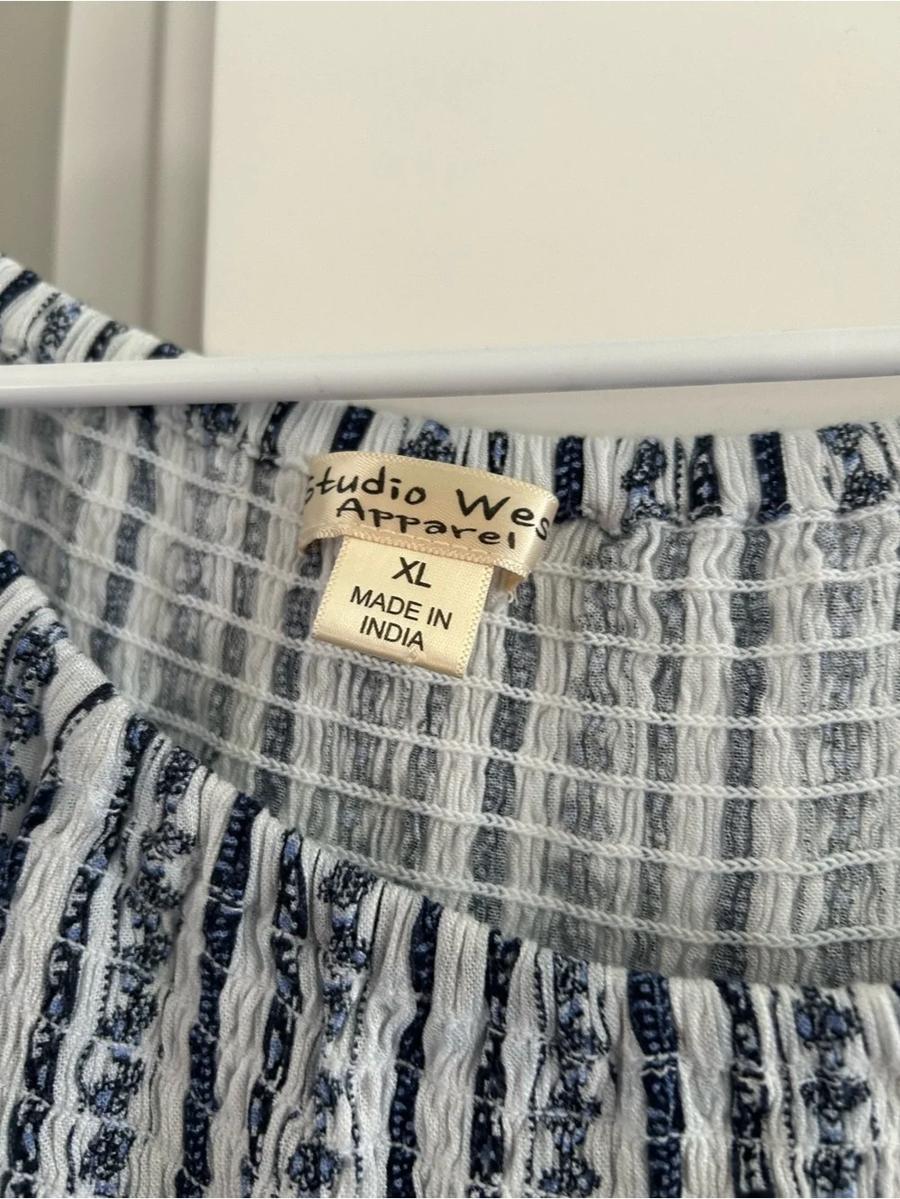Studio West Apparel Striped Tassel Sleeve Blouse Top Blue White Women's XL - Picture 2 of 3